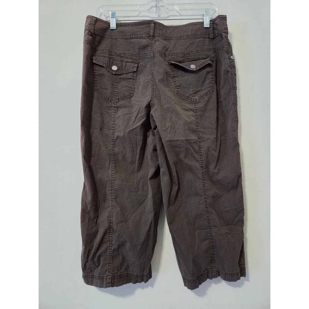 Khakis and Co Brown Cargo Capri Pants Women 12 Utility Cropped 70280 - Picture 3 of 5